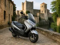 Suzuki Burgman 125 — спереди