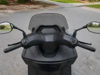 Suzuki Burgman 200 — detalle