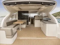 Bénéteau Monte Carlo 5 — detalle