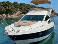 Cayman 30 Fly — avant