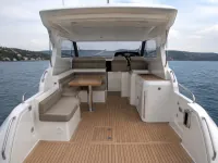 Cayman 30 Fly — détail