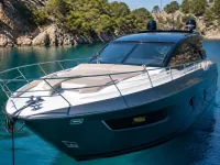 Cranchi M44 — avant