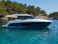 Cranchi M44 — profil