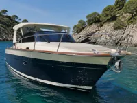 Fratelli Aprea Sorrento 32 Semi Cabinato — front