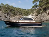 Gozzo Positano 32 — side