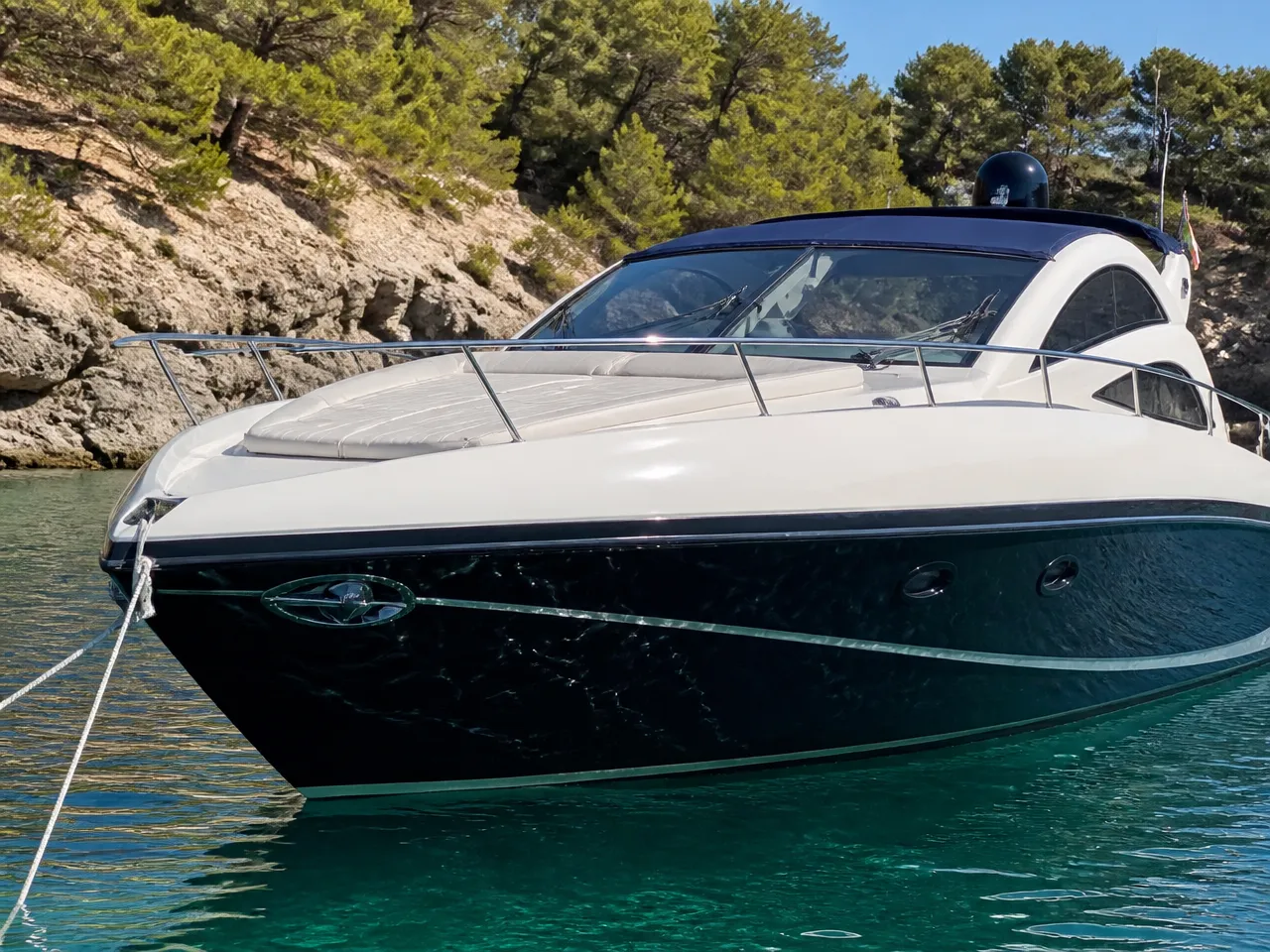Sunseeker Portofino 53 — vorn
