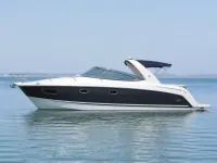Cranchi E30 Endurance — पार्श्व