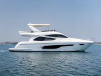 Gulf Craft Majesty 38 — side