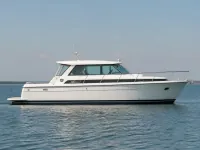 Silvercraft 34 ft — الجانب