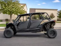 Polaris RZR XP 4 Turbo — पार्श्व