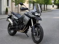 BMW F 800 GS — الأمام