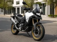BMW F 900 GS Adventure — सामने