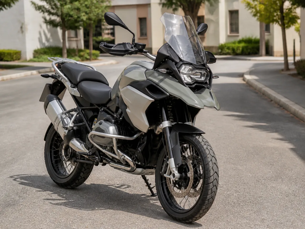 BMW R 1250 GS Rally — الأمام