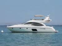 Azimut 45 ft — पार्श्व