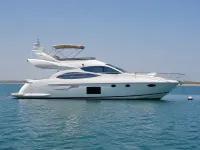 Azimut 52 ft — पार्श्व