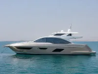 Azimut 60 ft — पार्श्व