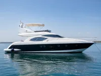 Azimut 65 ft — पार्श्व