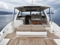 Azimut 65 ft — विवरण