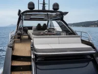 Azimut 90 ft — विवरण