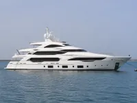 Benetti 140 ft — पार्श्व