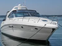 Eclipse Sovereign Harbor 180 — спереди