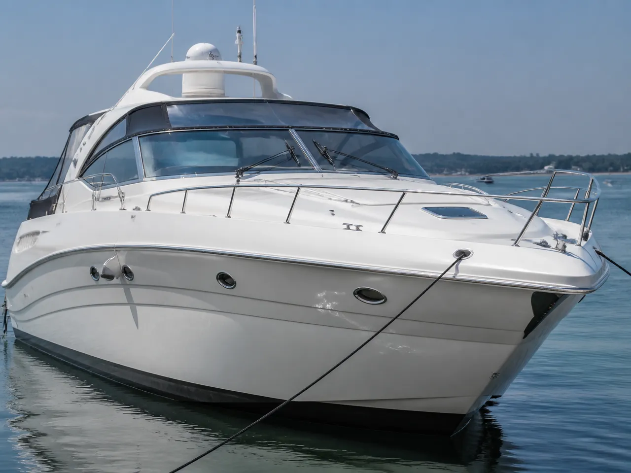 Eclipse Sovereign Harbor 180 — सामने