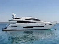Fairline 75 ft — сбоку