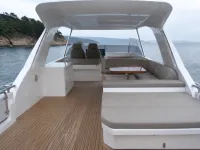 Majesty 48 ft — detail
