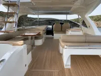 Majesty 65 ft — विवरण