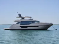 Nuvari 68 ft — الجانب
