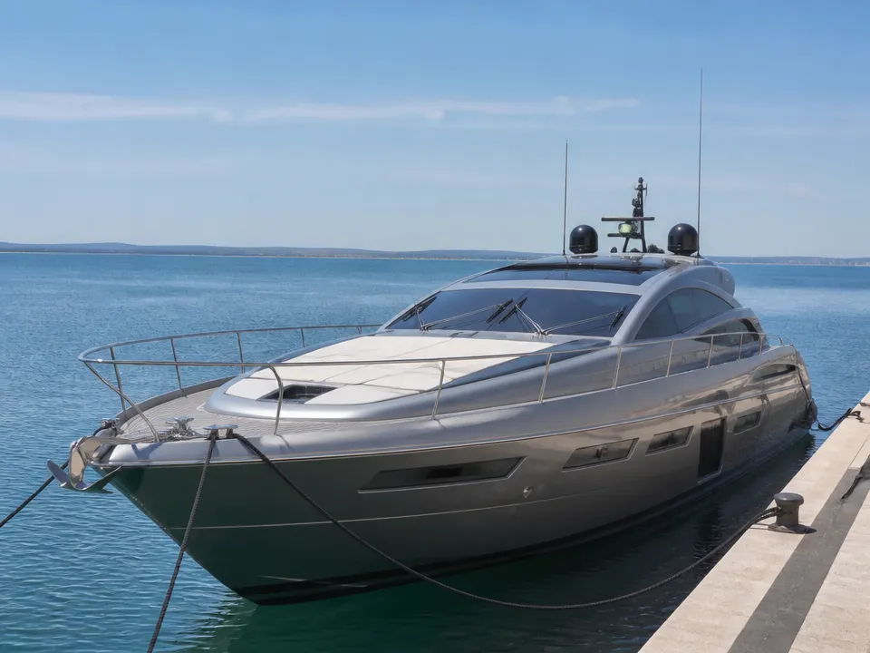 Pershing 62 ft