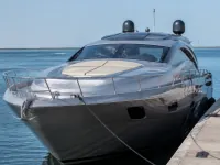 Pershing 62 ft — الأمام