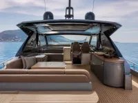 Riva 90 ft — विवरण