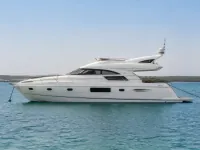 Sealine 68 ft — сбоку