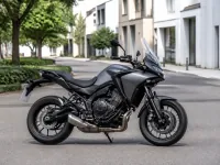 Yamaha Tracer 700 — yan