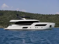 Absolute 73 Navetta — الجانب