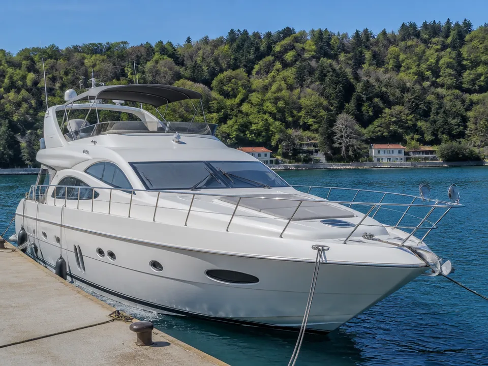 Azimut 72