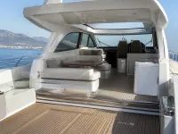 Azimut 72 — detail