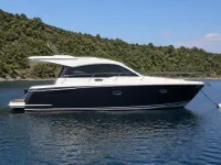 Custom 14m Motoryat — yan