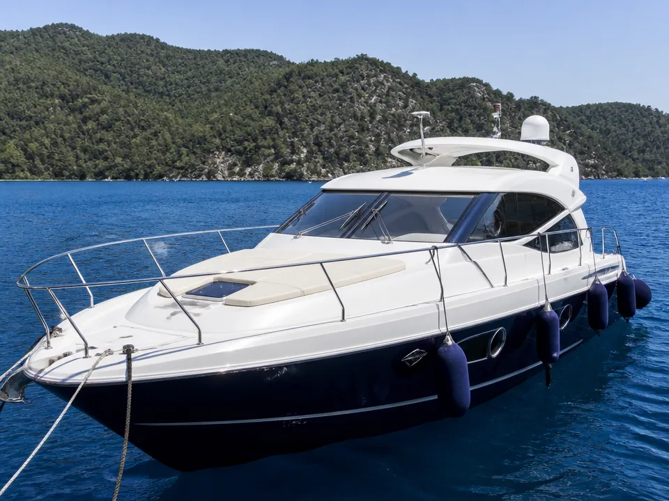 Custom 15m Motoryat