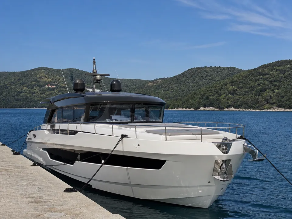 Custom 19m Motoryat