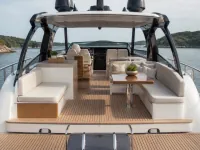 Custom 21m yacht — تفصيل