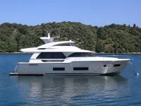 Custom 22m Motoryat — yan