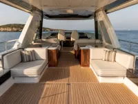 Custom 24m Motoryat — تفصيل