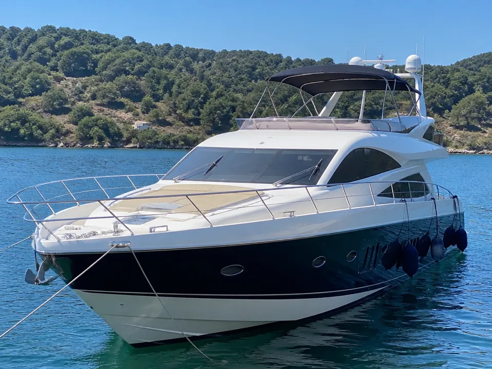 Fairline Squadron 74