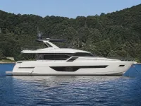 Ferretti Yachts 19 m — side