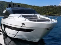 Princess 20M — front