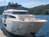 Sanlorenzo SL118 — الأمام