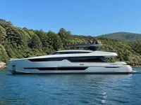 SU Yachts SU Orion — side