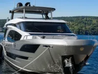 SU Yachts SU Royal — front